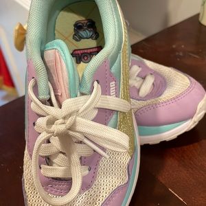 Puma firm shoes for 6-7 years old, Blue  color